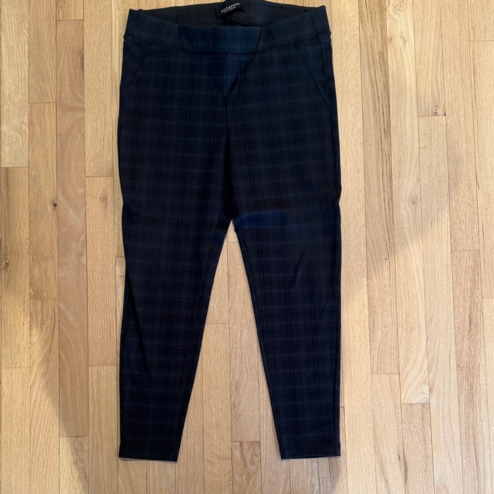Liverpool Women's Navy Checkered Cropped Pants